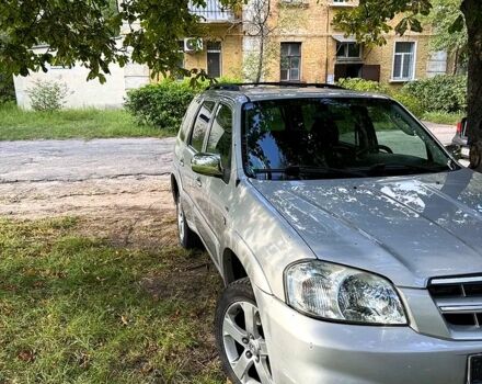 Мазда Трибьют, объемом двигателя 2.3 л и пробегом 170 тыс. км за 4200 $, фото 1 на Automoto.ua