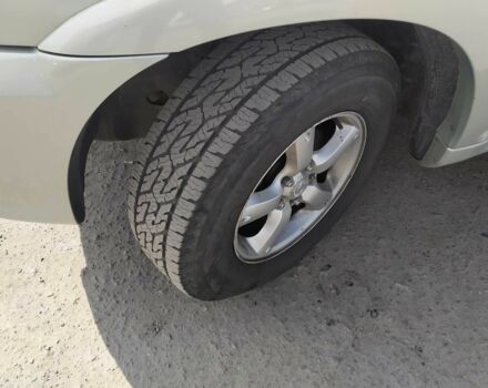 Серый Мазда Трибьют, объемом двигателя 3 л и пробегом 158 тыс. км за 5700 $, фото 5 на Automoto.ua