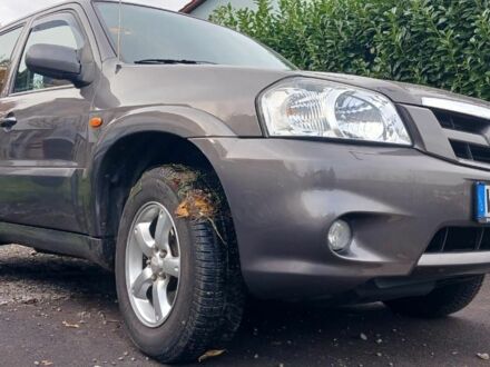Сірий Мазда Трибьют, об'ємом двигуна 2.3 л та пробігом 103 тис. км за 3900 $, фото 1 на Automoto.ua