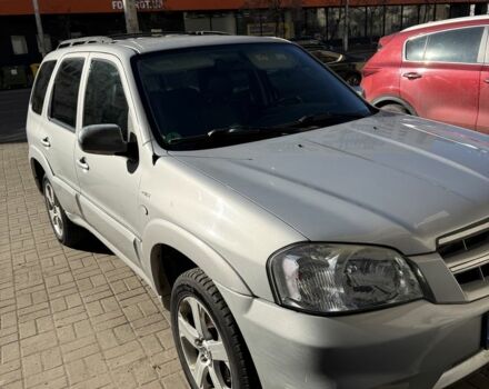 Серый Мазда Трибьют, объемом двигателя 2.3 л и пробегом 162 тыс. км за 4200 $, фото 1 на Automoto.ua