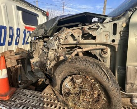 Зеленый Мазда Трибьют, объемом двигателя 3 л и пробегом 219 тыс. км за 2000 $, фото 6 на Automoto.ua