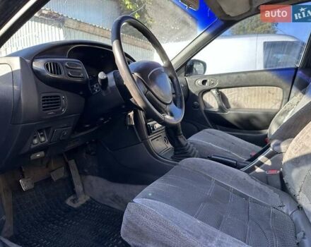 Черный Мазда Кседос 6, объемом двигателя 2 л и пробегом 420 тыс. км за 1500 $, фото 4 на Automoto.ua