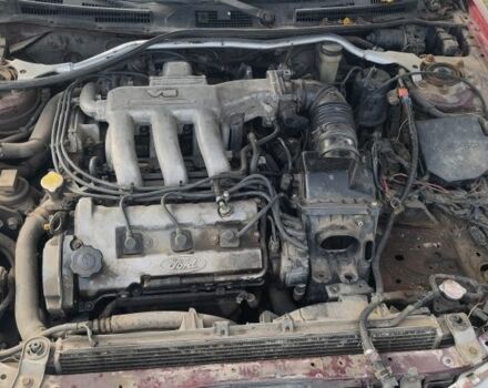 Червоний Мазда Кседос 6, об'ємом двигуна 2 л та пробігом 424 тис. км за 700 $, фото 6 на Automoto.ua