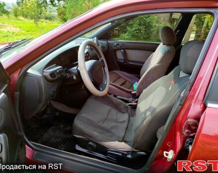 Красный Мазда Кседос 6, объемом двигателя 1.6 л и пробегом 265 тыс. км за 2500 $, фото 6 на Automoto.ua
