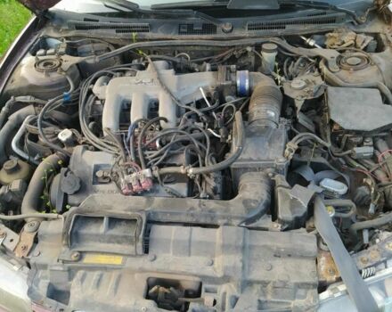 Червоний Мазда Кседос 6, об'ємом двигуна 2 л та пробігом 300 тис. км за 850 $, фото 6 на Automoto.ua