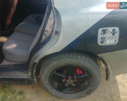 Сірий Мазда Кседос 6, об'ємом двигуна 2 л та пробігом 375 тис. км за 1700 $, фото 4 на Automoto.ua