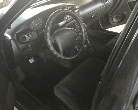 Сірий Мазда Кседос 6, об'ємом двигуна 2 л та пробігом 465 тис. км за 1800 $, фото 5 на Automoto.ua