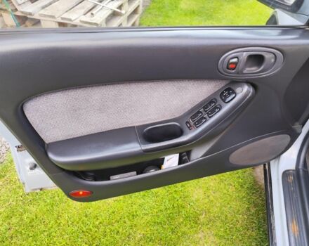 Серый Мазда Кседос 6, объемом двигателя 1.6 л и пробегом 343 тыс. км за 1800 $, фото 11 на Automoto.ua