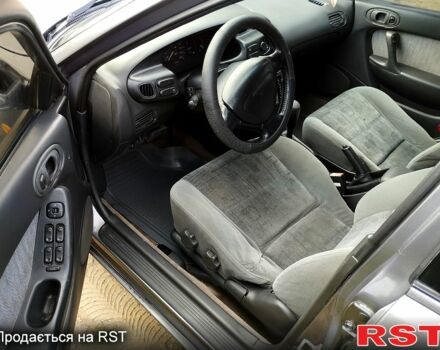 Сірий Мазда Кседос 6, об'ємом двигуна 2 л та пробігом 111 тис. км за 2200 $, фото 2 на Automoto.ua