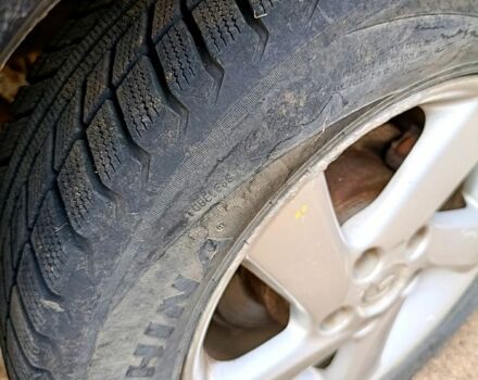 Чорний Мазда Кседос 9, об'ємом двигуна 2.5 л та пробігом 0 тис. км за 2000 $, фото 2 на Automoto.ua