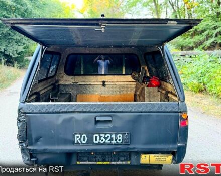 Черный Мазда B 2500, объемом двигателя 2.5 л и пробегом 280 тыс. км за 2950 $, фото 8 на Automoto.ua