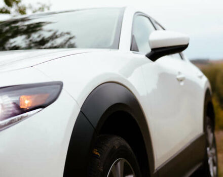 Белый Мазда CX-30, объемом двигателя 2.5 л и пробегом 40 тыс. км за 21000 $, фото 7 на Automoto.ua