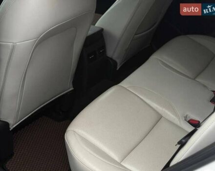 Белый Мазда CX-30, объемом двигателя 2.5 л и пробегом 68 тыс. км за 22500 $, фото 6 на Automoto.ua