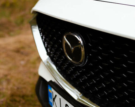 Белый Мазда CX-30, объемом двигателя 2.5 л и пробегом 40 тыс. км за 21000 $, фото 11 на Automoto.ua