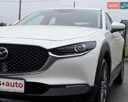 Белый Мазда CX-30, объемом двигателя 2.5 л и пробегом 43 тыс. км за 17799 $, фото 5 на Automoto.ua