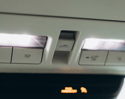 Белый Мазда CX-30, объемом двигателя 2.5 л и пробегом 40 тыс. км за 21000 $, фото 51 на Automoto.ua