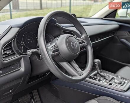 Белый Мазда CX-30, объемом двигателя 2.5 л и пробегом 43 тыс. км за 17799 $, фото 28 на Automoto.ua