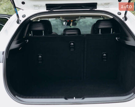 Белый Мазда CX-30, объемом двигателя 2.5 л и пробегом 40 тыс. км за 21000 $, фото 34 на Automoto.ua