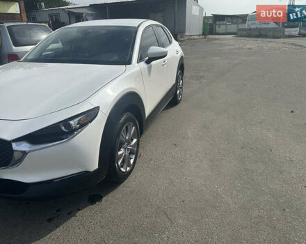 Белый Мазда CX-30, объемом двигателя 2.5 л и пробегом 48 тыс. км за 23200 $, фото 2 на Automoto.ua