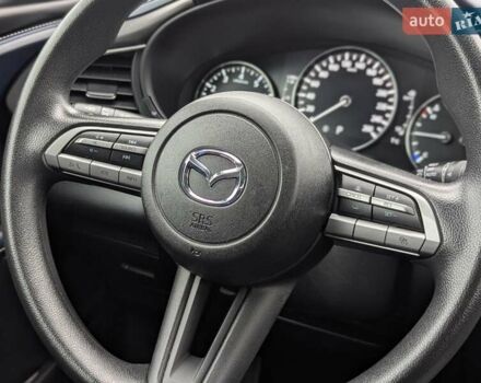 Белый Мазда CX-30, объемом двигателя 2.5 л и пробегом 43 тыс. км за 17799 $, фото 39 на Automoto.ua