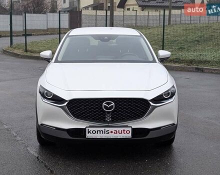 Белый Мазда CX-30, объемом двигателя 2.5 л и пробегом 43 тыс. км за 17799 $, фото 2 на Automoto.ua