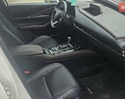 Білий Мазда CX-30, об'ємом двигуна 2.5 л та пробігом 141 тис. км за 16400 $, фото 7 на Automoto.ua