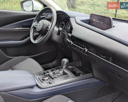 Белый Мазда CX-30, объемом двигателя 2.5 л и пробегом 43 тыс. км за 17799 $, фото 34 на Automoto.ua