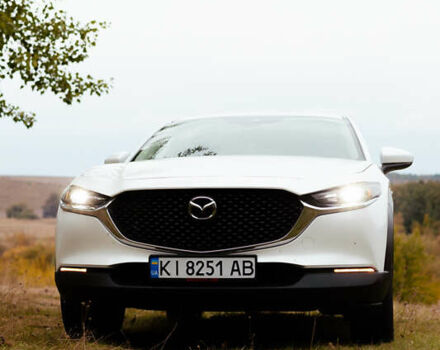 Белый Мазда CX-30, объемом двигателя 2.5 л и пробегом 40 тыс. км за 21000 $, фото 6 на Automoto.ua