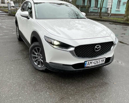 Білий Мазда CX-30, об'ємом двигуна 2.49 л та пробігом 25 тис. км за 19400 $, фото 7 на Automoto.ua