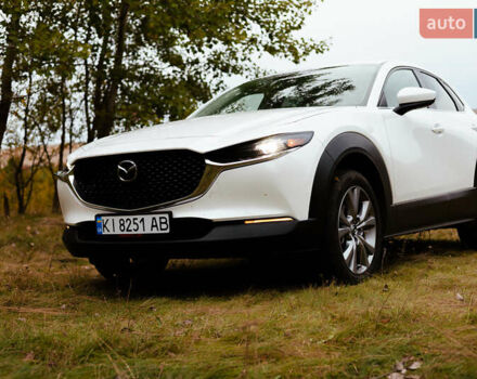 Белый Мазда CX-30, объемом двигателя 2.5 л и пробегом 40 тыс. км за 21000 $, фото 4 на Automoto.ua