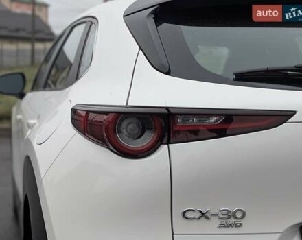 Белый Мазда CX-30, объемом двигателя 2.5 л и пробегом 43 тыс. км за 17799 $, фото 14 на Automoto.ua