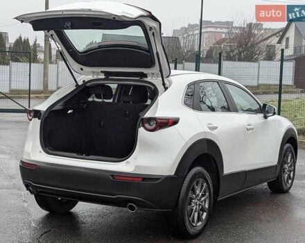 Белый Мазда CX-30, объемом двигателя 2.5 л и пробегом 43 тыс. км за 17799 $, фото 54 на Automoto.ua