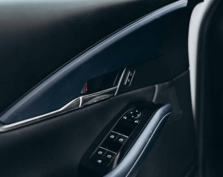 Белый Мазда CX-30, объемом двигателя 2.5 л и пробегом 40 тыс. км за 21000 $, фото 64 на Automoto.ua