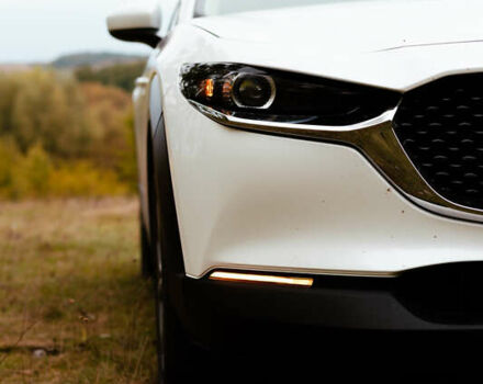Белый Мазда CX-30, объемом двигателя 2.5 л и пробегом 40 тыс. км за 21000 $, фото 17 на Automoto.ua