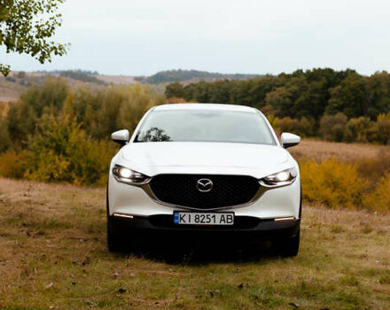 Белый Мазда CX-30, объемом двигателя 2.5 л и пробегом 40 тыс. км за 21000 $, фото 8 на Automoto.ua