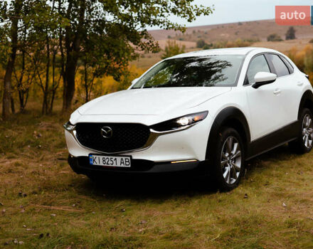 Белый Мазда CX-30, объемом двигателя 2.5 л и пробегом 40 тыс. км за 21000 $, фото 5 на Automoto.ua