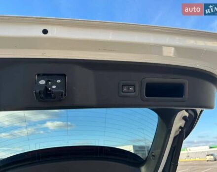 Білий Мазда CX-30, об'ємом двигуна 2.49 л та пробігом 73 тис. км за 21800 $, фото 24 на Automoto.ua