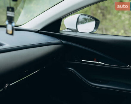 Белый Мазда CX-30, объемом двигателя 2.5 л и пробегом 40 тыс. км за 21000 $, фото 37 на Automoto.ua