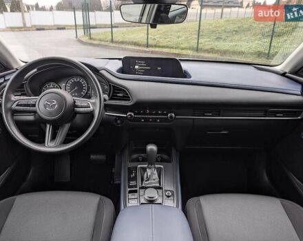 Белый Мазда CX-30, объемом двигателя 2.5 л и пробегом 43 тыс. км за 17799 $, фото 35 на Automoto.ua