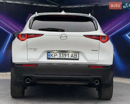 Белый Мазда CX-30, объемом двигателя 2.5 л и пробегом 68 тыс. км за 22500 $, фото 1 на Automoto.ua