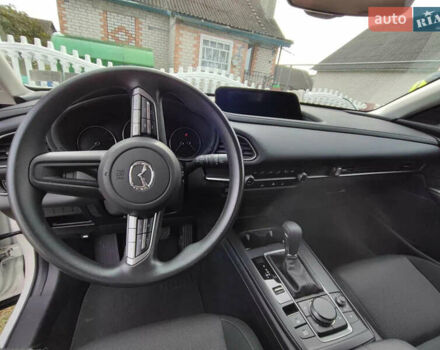 Білий Мазда CX-30, об'ємом двигуна 2.5 л та пробігом 80 тис. км за 14000 $, фото 14 на Automoto.ua