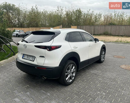 Белый Мазда CX-30, объемом двигателя 2.49 л и пробегом 40 тыс. км за 22500 $, фото 4 на Automoto.ua