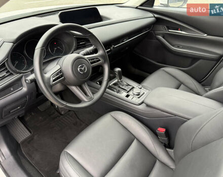 Белый Мазда CX-30, объемом двигателя 2.5 л и пробегом 59 тыс. км за 17999 $, фото 10 на Automoto.ua