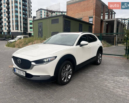 Белый Мазда CX-30, объемом двигателя 2.49 л и пробегом 40 тыс. км за 22500 $, фото 7 на Automoto.ua