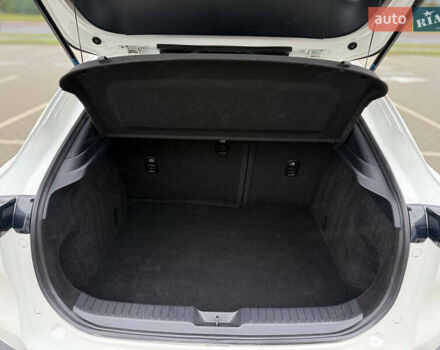 Белый Мазда CX-30, объемом двигателя 2.5 л и пробегом 59 тыс. км за 17800 $, фото 24 на Automoto.ua