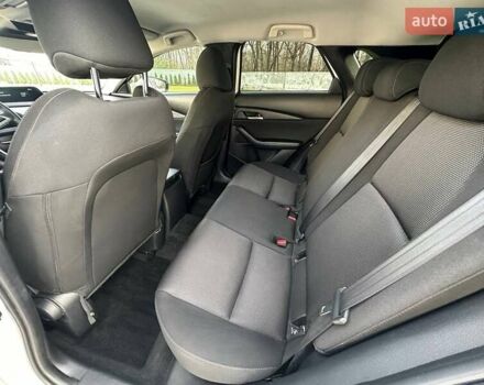 Белый Мазда CX-30, объемом двигателя 2.5 л и пробегом 134 тыс. км за 15500 $, фото 18 на Automoto.ua