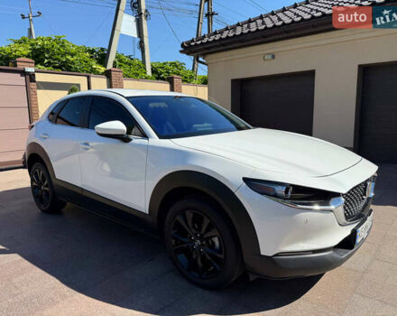 Білий Мазда CX-30, об'ємом двигуна 2.49 л та пробігом 62 тис. км за 18500 $, фото 6 на Automoto.ua