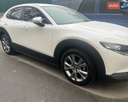 Белый Мазда CX-30, объемом двигателя 2 л и пробегом 86 тыс. км за 27000 $, фото 1 на Automoto.ua