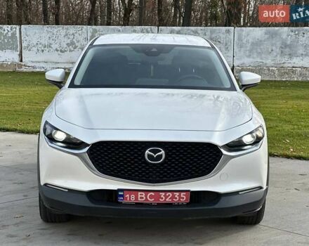Белый Мазда CX-30, объемом двигателя 2.5 л и пробегом 134 тыс. км за 15500 $, фото 1 на Automoto.ua