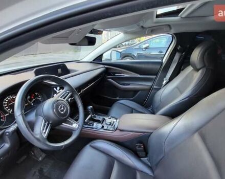 Білий Мазда CX-30, об'ємом двигуна 2.49 л та пробігом 52 тис. км за 22500 $, фото 3 на Automoto.ua